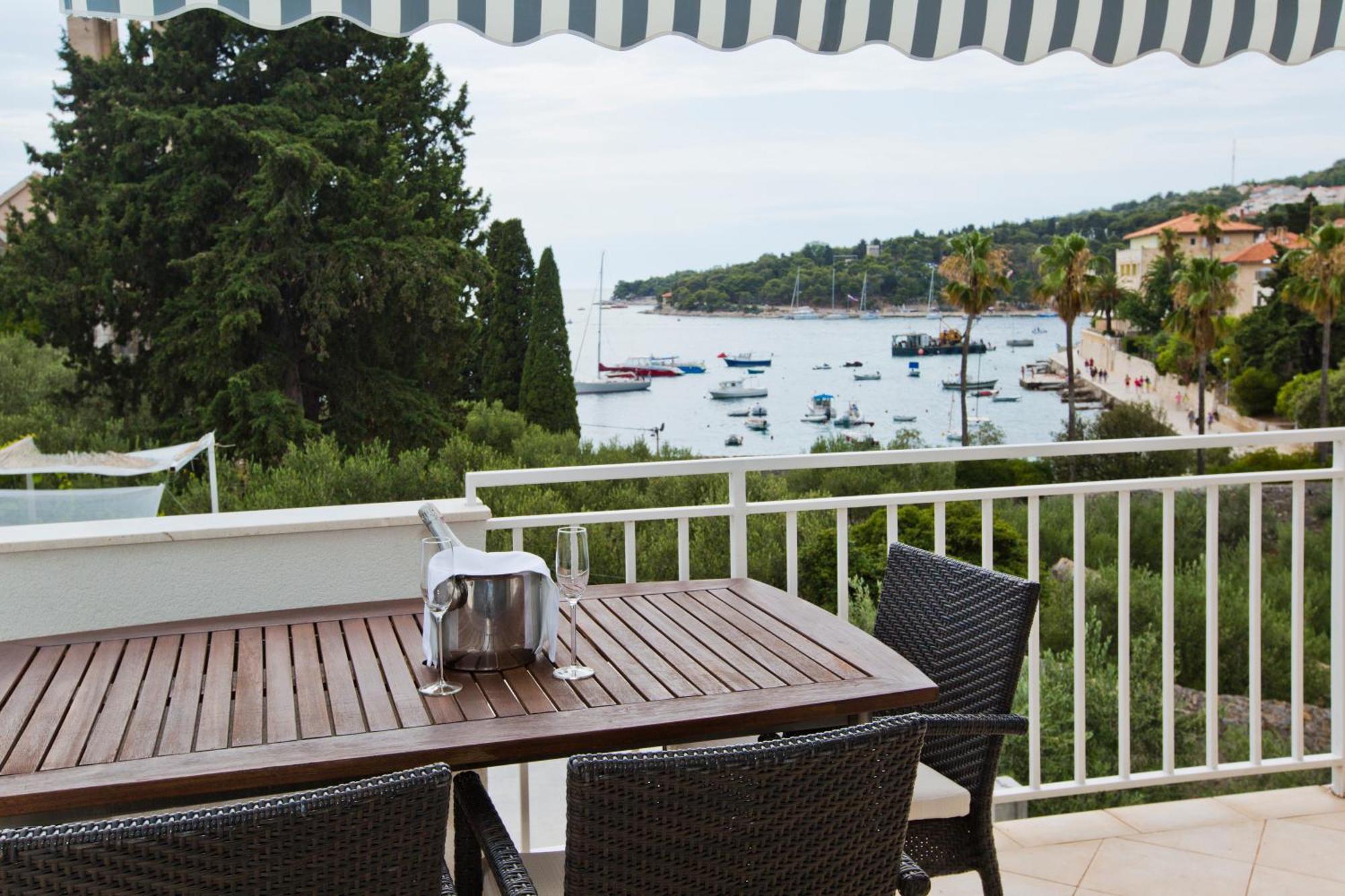 Apartments Grgo Hvar Town Exterior foto
